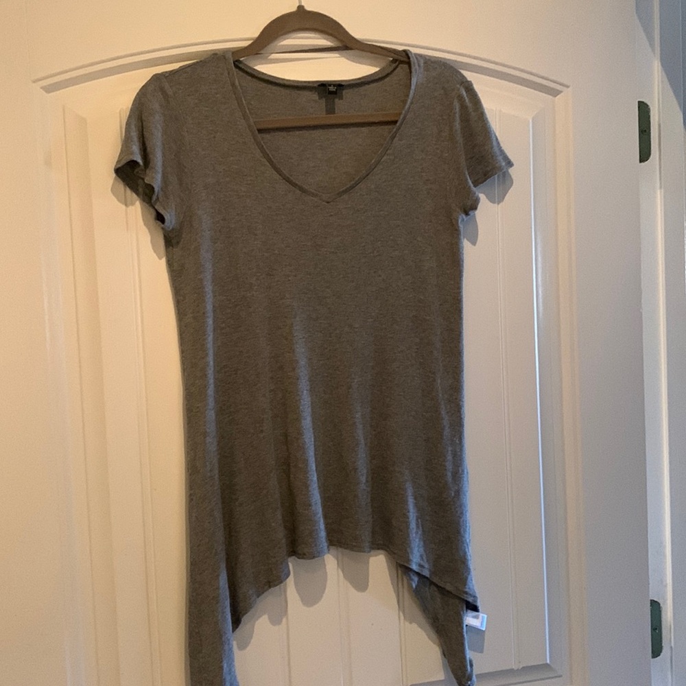 Gray short sleeve shark bite hem top